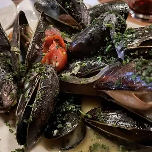 Mussels in magic butter