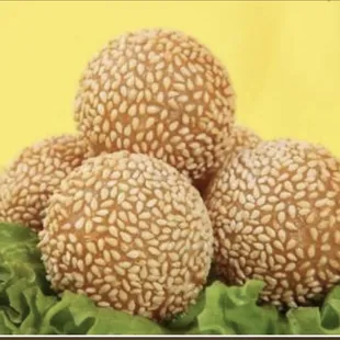 Sesame balls filled with red bean paste