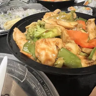 Stir fried chicken with vegetables