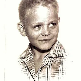 Tom C.