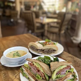 Delicious lunch at Pottery World Cafe