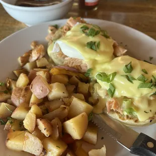 Smoked Salmon Benedict