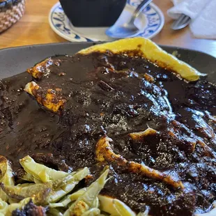 Huevos pasilla w/ frijoles de la olla