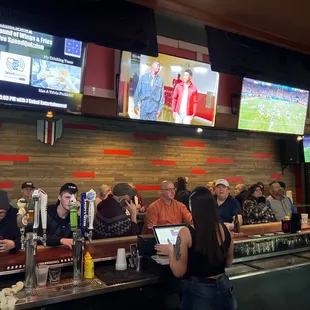 Saturday night and the drinks are flowing and so are the wings..