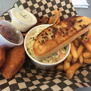 Captain&apos;s plate - cod, shrimp, fries, slaw