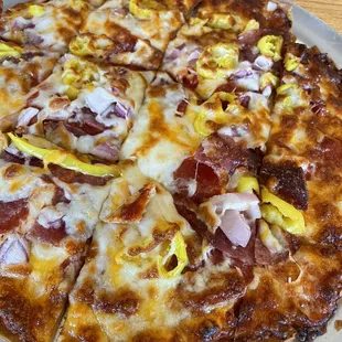 The Ranger Salami. pepperoni. red ontons, and banana peppers. Was very good!!