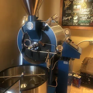 Coffee roasting machine