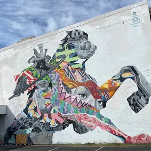 This mural has been here for awhile.  Located on Ahui St.