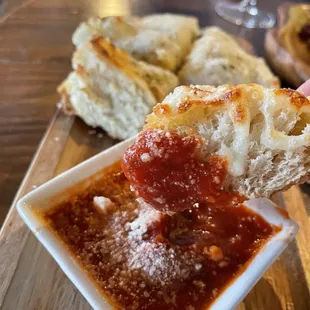 Garlic cheese bread bites
