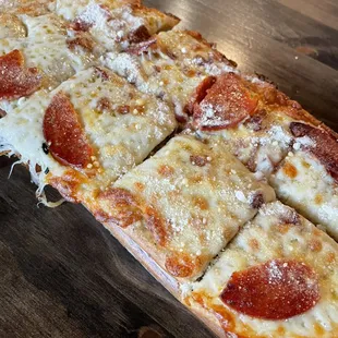 Italian flatbread, sub banana peppers for bacon