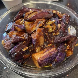 Eggplant in garlic sauce