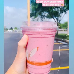 The Slayer: pitaya, mango, almond milk, chia seeds, bee pollen, agave