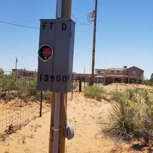 200 AMP SERVICE DROP READY FOR POWER