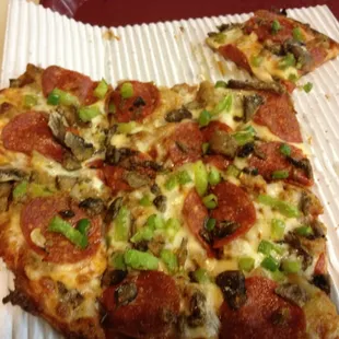 Deluxe Pizza