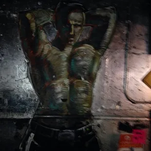 They do ha e nice paintings