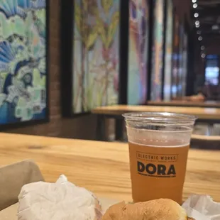 2 cheese burgers. Yummness!