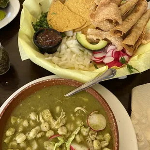 Green pozole