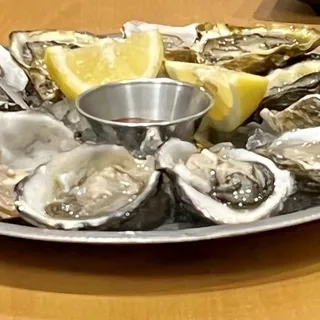 Fresh Oysters - on the half shell