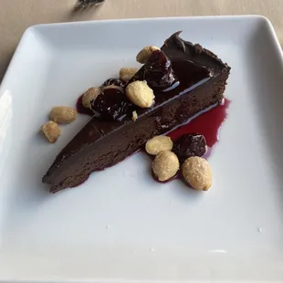 Flourless chocolate cake