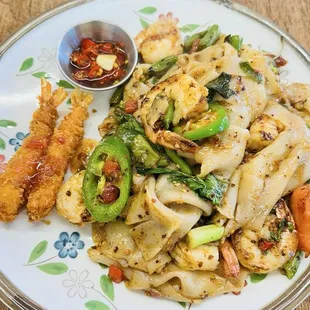 Torpedo Shrimp w/Drunken noodles for me