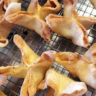 Cream cheese wonton