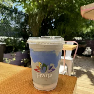 This place is soooo cute, the staff is so friendly and the smoothies are amazing. Croissant was also bomb