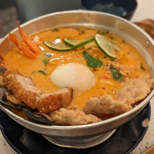 Tomyum mama more fire