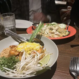 L Pranakhon Pad Thai