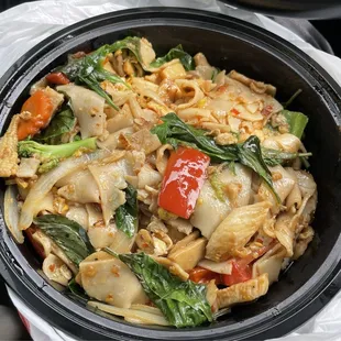 Drunken Noodles w/ chicken