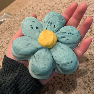 *SEASONAL* flower sugar cookie
