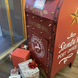 *SEASONAL* Letters to Santa