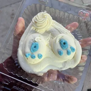 *SEASONAL* bunny butt cookie