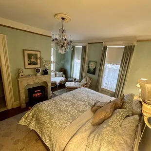 Winter Room at Pratt Taber