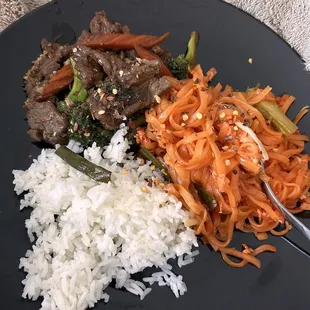 Pad Thai Stir-Fried Noodle  Broccoli Stir-Fried