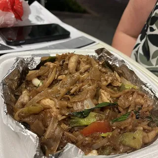 Drunken Stir-Fried Noodle (Pad Kee Mow)