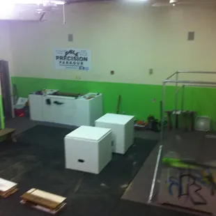 Our equipment: parkour boxes including the desk