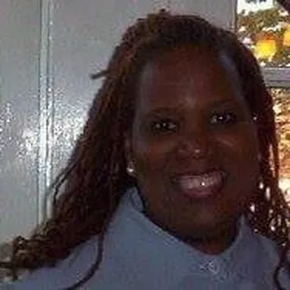 Monique V.