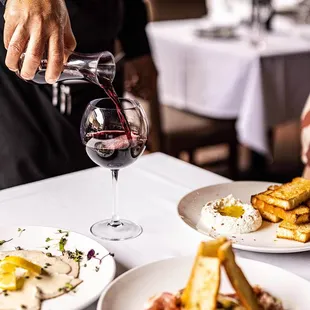 Amazing wine list &amp; wine dinners