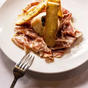 Prosciutto e Burrata with truffle