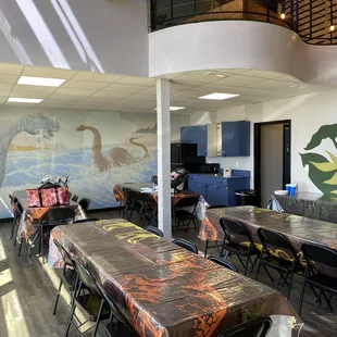 Prehistoric Putt Party Room