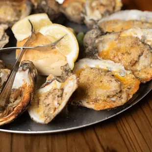 a plate of oysters