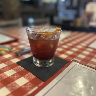 oysters and mussels, drink