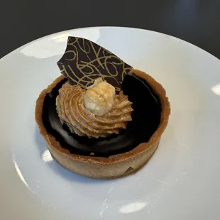 Chocolate tart