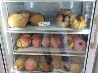 Pedro's Pizza & Panaderia