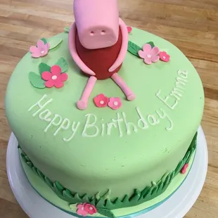 Little Piggy cake.