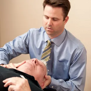 Gentle neck adjustment