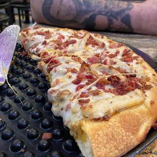 8. Bacon Chicken Supreme Pizza