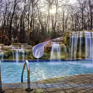 Custom Swimming Pool Waterfalls