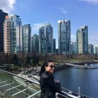Ana C.