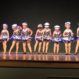 Good Ship Lollipop dance 2015